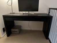 Artwood Hunter skrivbord - Svart Ek