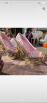 högklackade pumps med platå glitter och rosa och guld 