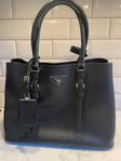 Prada väska, Nypris 50 000kr