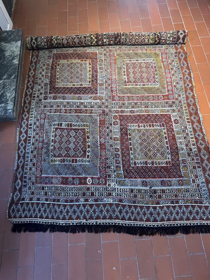 Afghansk kelim-matta, semiantik