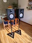 2st Yamaha HS8 + monitorstativ