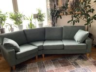 soffa lite svängd 4 sitsig
