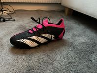 Adidas Predator stl 39 1/3 HELT NYA