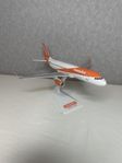 Easyjet modellflygplan - ca 20cm