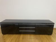 Tv-bänk