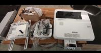 Epson EB-1450Ui