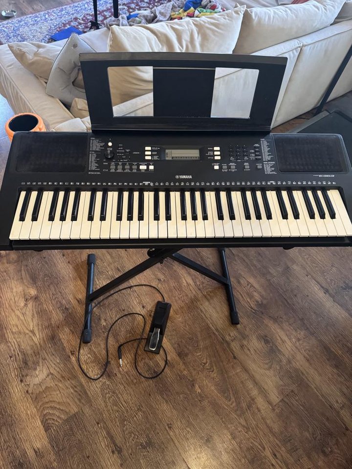 Yamaha PSR-E363 Keyboard med ...