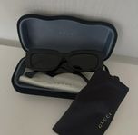 Svarta Gucci solglasögon 