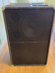 2st Hembyggda 2x18” basar + LAB 2000 slutsteg. 
