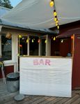 Fest i sommar? Då måste du ha en bar