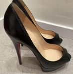 Christian Louboutin klackskor med öppen tå storlek 38 1/2
