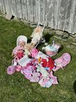 SKRÅLLAN och BabyBorn med mängder av tillbehör 