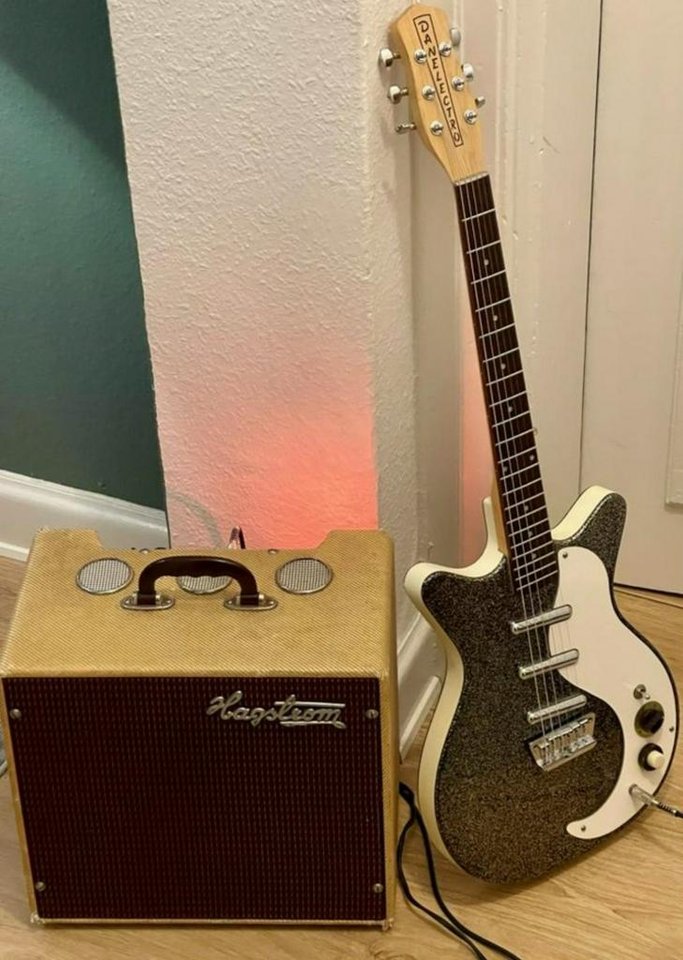 Hagström förstärkare och Dan ...