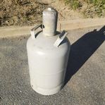 Gasolflaska 06 tara 11.4 höjd 60cm höjd.