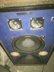 högtalare 2 st 200  watt