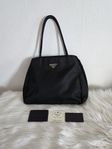 Prada väska 