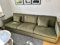 Grön 4-sits soffa Furninova modell Petito