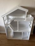 Dockhus/bokhylla 