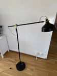 golvlampa Ikea ranarp