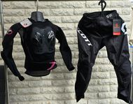 Helt nya kläder för motosport