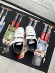 Adidas skor