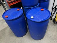 210 liters trummor / fat / tunnor i livsmedelsgodkänd plast