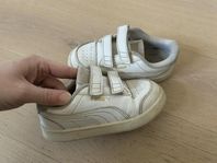 Sneakers / Barnskor Stl. 23-24