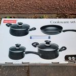 Menuett cookware set