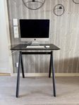 Smidigt höj- och sänkbart skrivbord 