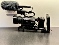 Kamera (JVC-GYHM250) + portabel mixer (yololive yolobox pro)