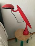Pelikan - klassisk bordslampa från Luxo!