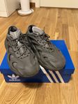 Adidas AdiFom Q size 39 1/3
