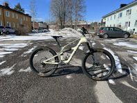 Canyon Spectral CF9