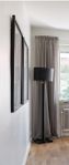 MILAN Golvlampa - Svart ARTWOOD