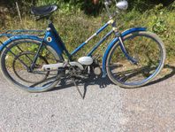 Husqvarna  cykel men hjälpmotor från 1952 i fint skick. 