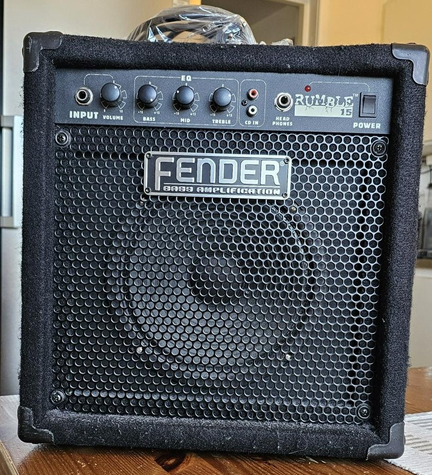 Fender Bass Amplification - R...