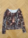 Djurisk tröja med sequin detaljer strl small 250kr 