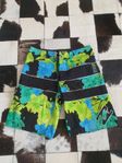 Billabong shorts strl 36 nya 600kr 