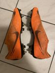 fotbollsskor