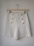 Elegant White shorts