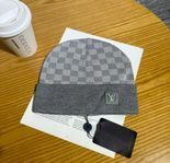 Louis Vuitton mössa 