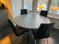rund matbord+ 4 stolar 