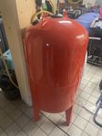 Hydropress tank 200L / Vattenpump paket 60 meter