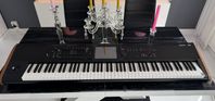 Korg Kronos 2, 88 – i mycket fint skick! Bud mottages.
