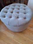 Sittpuff sammet grå 