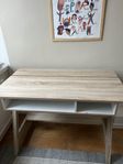 Skrivbord