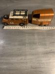 Leksaksbil Land Rover 109 WB med hästsläp från 1970 talet