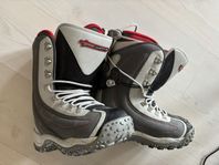 snowboard boots str 41