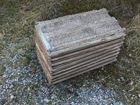 gammalt betongtegel skänkes