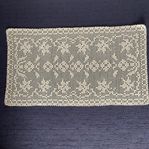Liten handvirkat duk 70x40 cm. 100% oblekt bomull